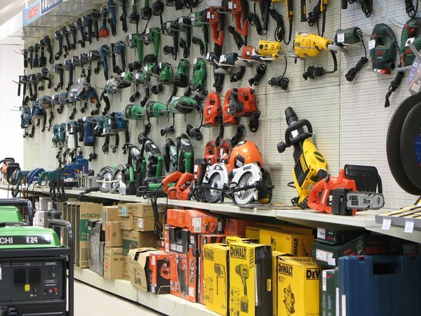 двойные крючки для торговых стеллажей с перфорацией.jpg