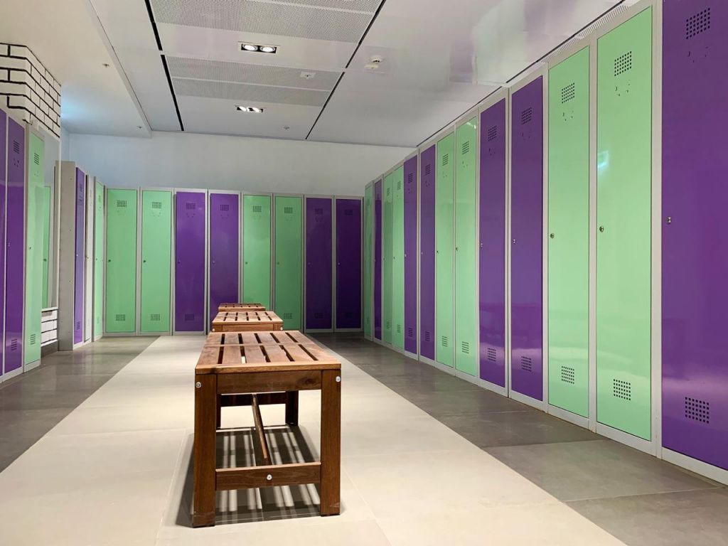 Шкафы гардеробные металлические от Абсолют ООО.jpg