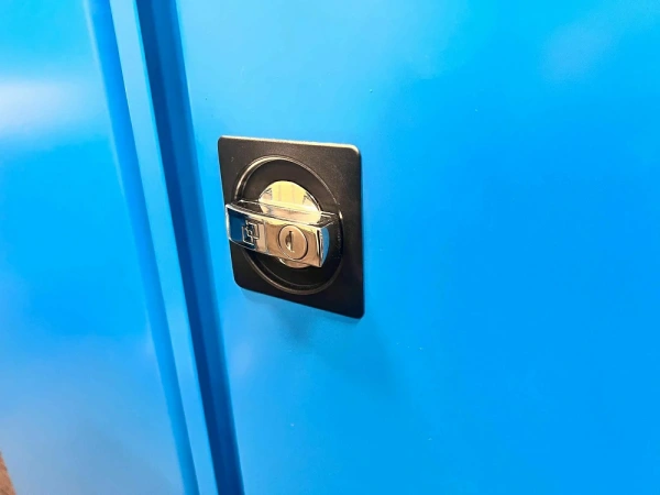 Шкаф инструментальный TNC 180.B2.S4