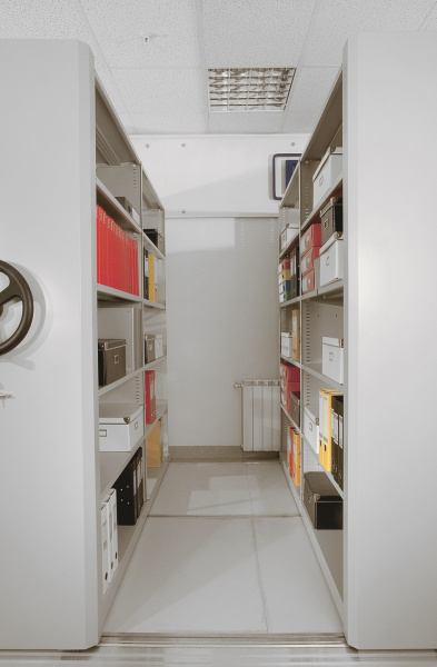 Стеллаж мобильный для архивов